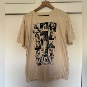 Taylor Swift Eras Tour Authentic Tour Tee Size Large